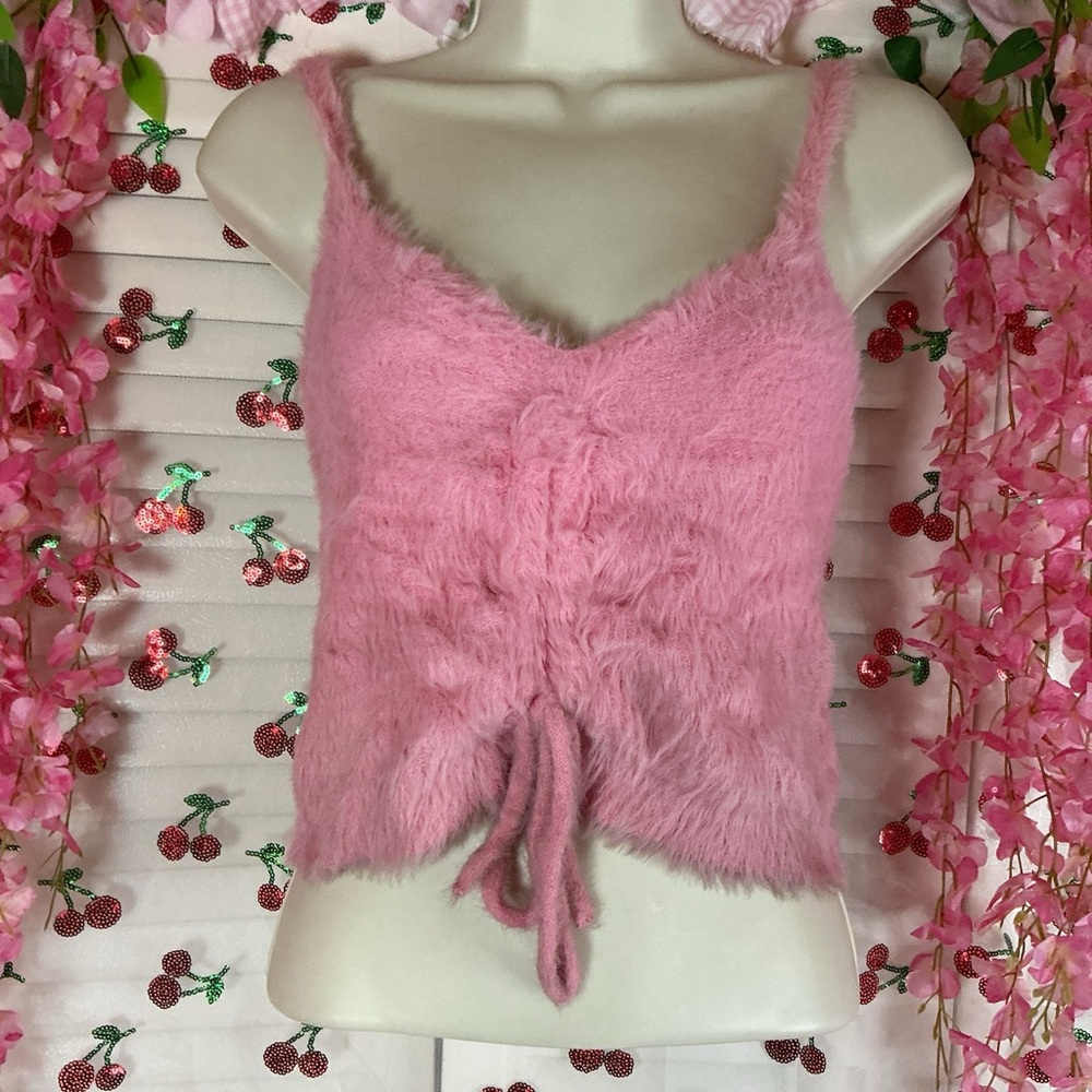 pink fuzzy crop top medium